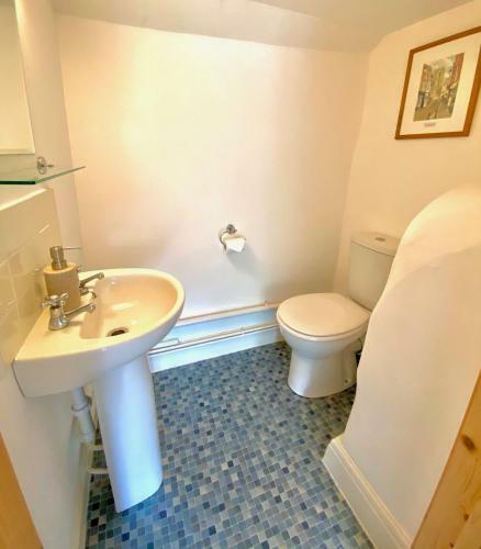 Charming Cottage For 5 Near Dartmoor Beach Pub