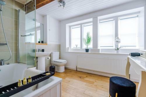 Apartamento Stunning 3 Bedroom Cottage - Pet Friendly