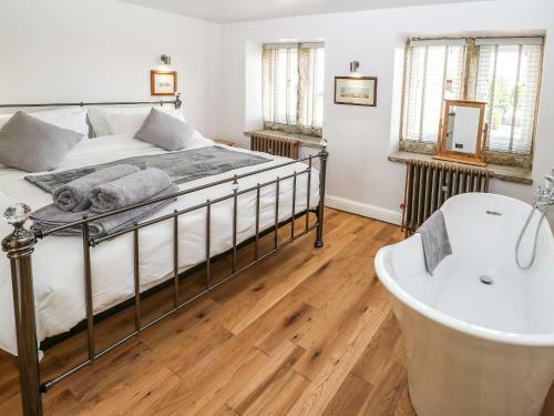 Ha'penny Cottage