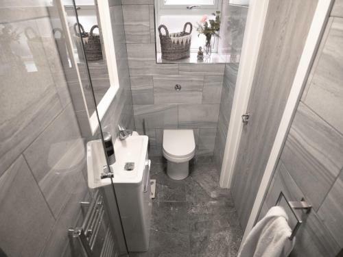 Villa Sav 5 Bedroom Executive Detached House In Leicester