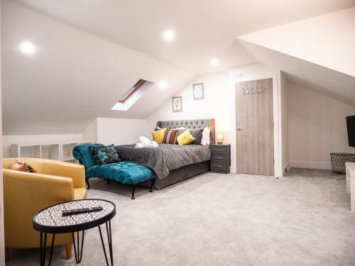 Villa Sav 5 Bedroom Executive Detached House In Leicester