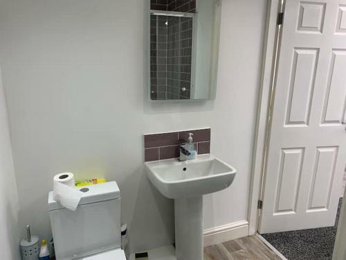 Apartamento Huge Studio Close To City Centre With Free Secure Parking