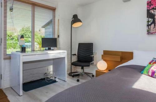 Hostal The Studio B&B Luxury Garden Room