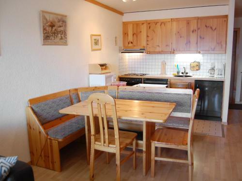 Apartment I3