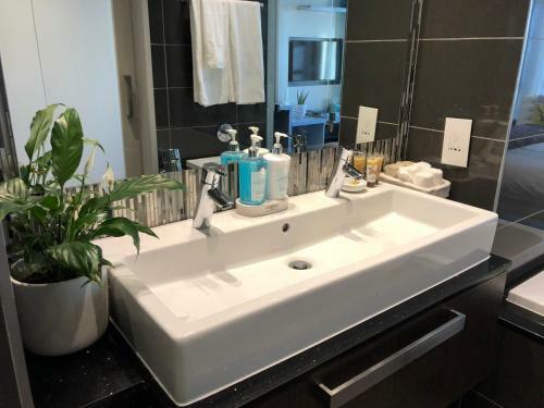 Apartamento Sandton Skye Suites