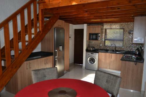 Alendo Apartments