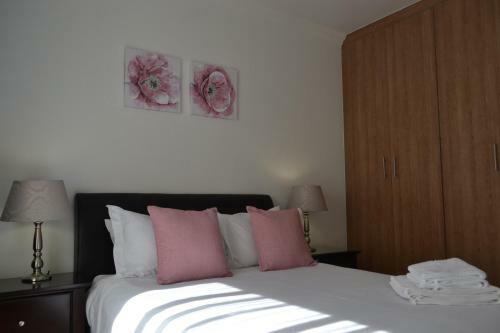 Alendo Apartments
