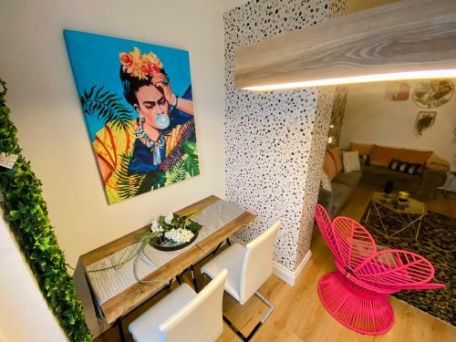 The Boutique Windmill Apartments With Hot Tubs