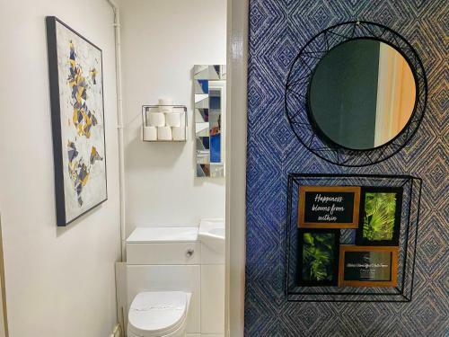 The Boutique Windmill Apartments With Hot Tubs