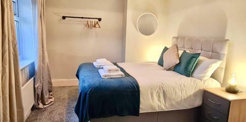 Apartamento ? Spacious Luxury 2-bed W/ Parking & Garden