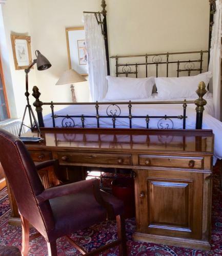 Cape Dutch Mansion In Houghton