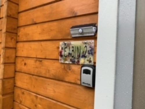 Duncairin Cabin 2 Dog Friendly And Mins From Town