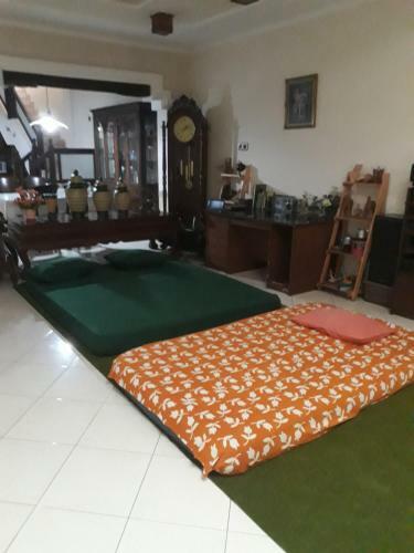 Hostal Denisa Guest House