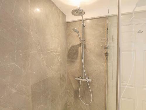 7 Thurlestone Rock