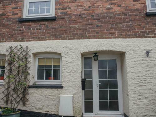 Pass The Keys Beautifully Decorated Bright And Cosy Cottage