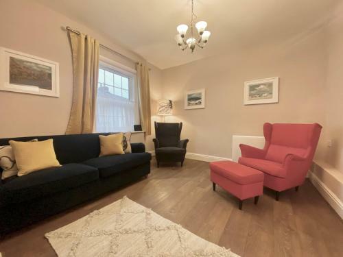 Pass The Keys Beautifully Decorated Bright And Cosy Cottage