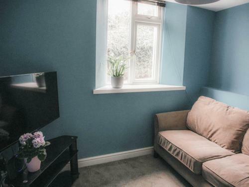 Pass The Keys Stunning Spacious 3 Bedroom Home In Quiet Location
