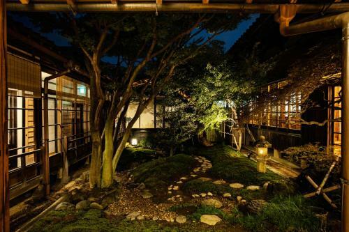Hostal ?? ??? Temple Hotel Kannonin