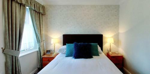 Bed & Breakfast Amble House