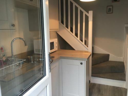 Apartamento Self-contained Accommodation For 2