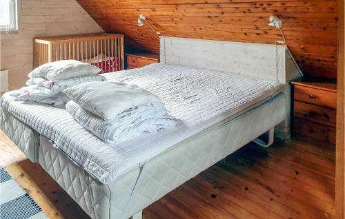 Holiday Home Halasj�v�gen Trensum
