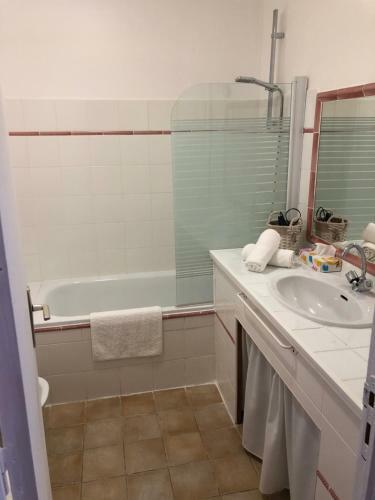 Hotel Le Mas D'h�l�ne