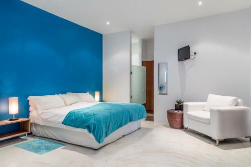 Hostal Colourful Manor Luxury Lodge