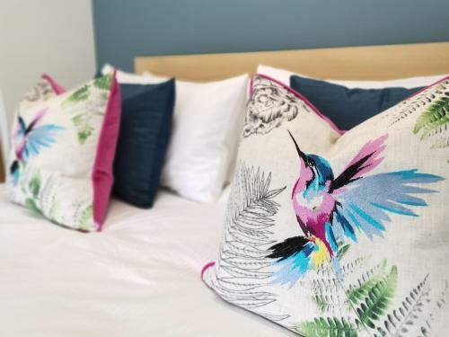 Twitter Barn