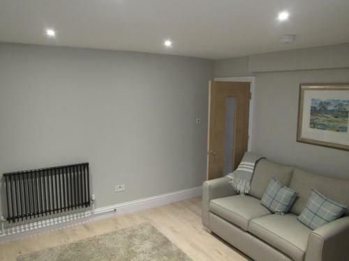 The Apartment, Lower Ground Floor,1 Clarendon Place