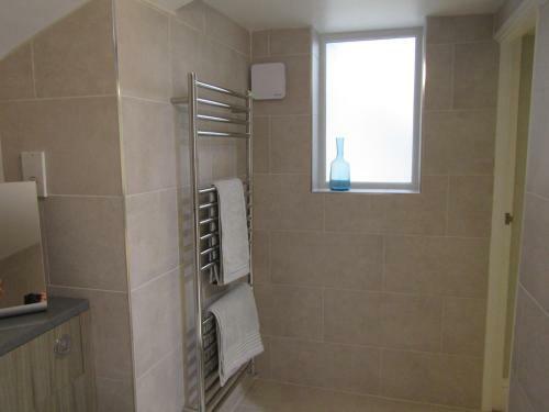 The Apartment, Lower Ground Floor,1 Clarendon Place