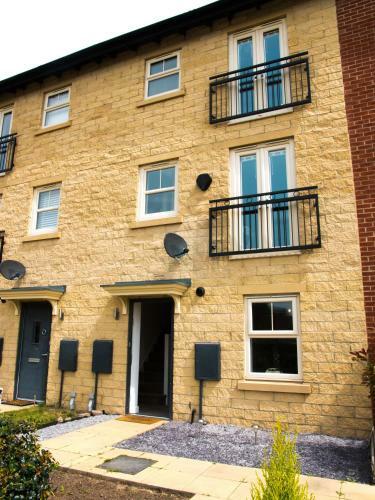 Impressive Urban Townhouse - Leeds City Centre