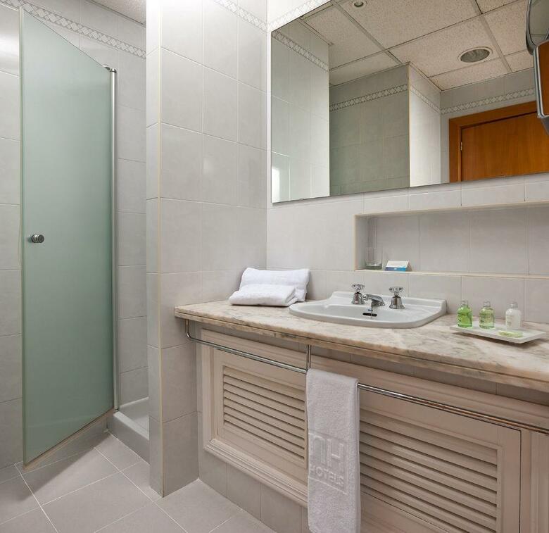 Hotel NH Luz Huelva