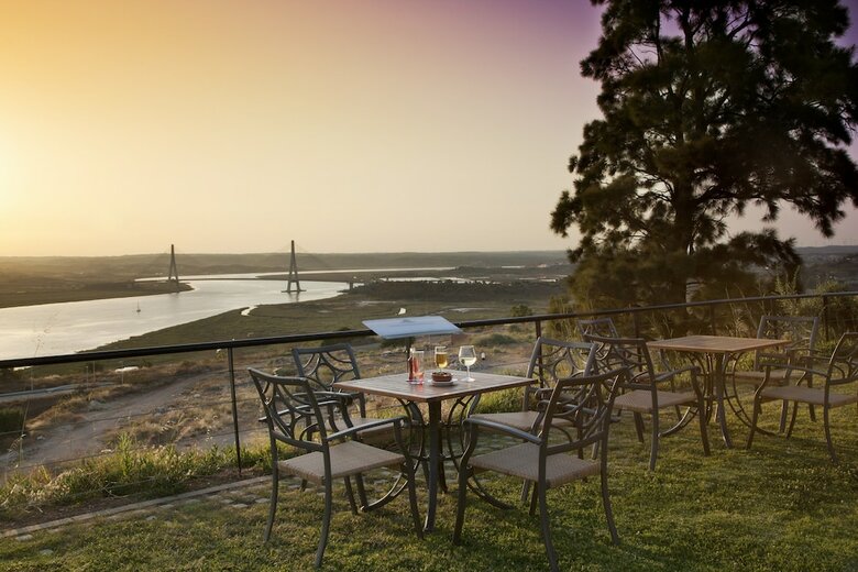 Hotel Parador De Ayamonte