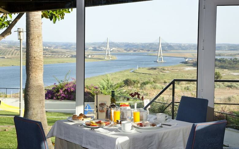 Hotel Parador De Ayamonte