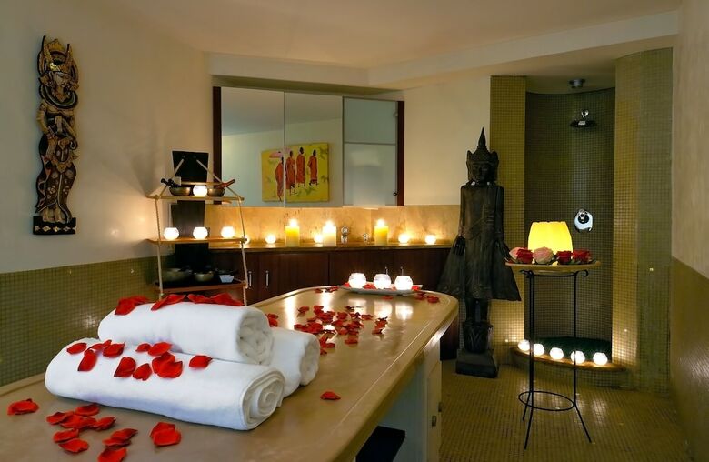 Oliva Nova Golf Beach & Golf Hotel
