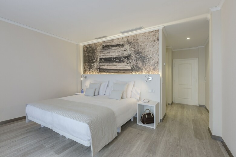 Oliva Nova Golf Beach & Golf Hotel