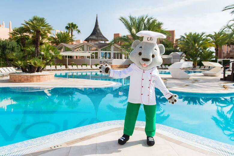 Oliva Nova Golf Beach & Golf Hotel