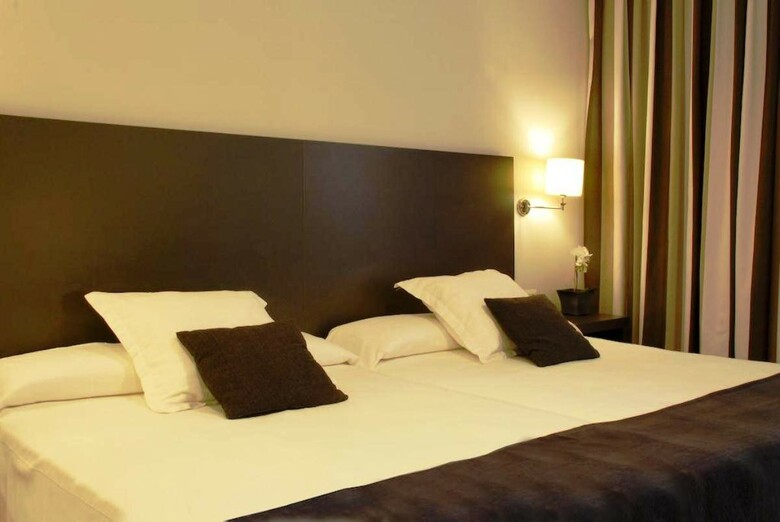 Hotel Los Robles