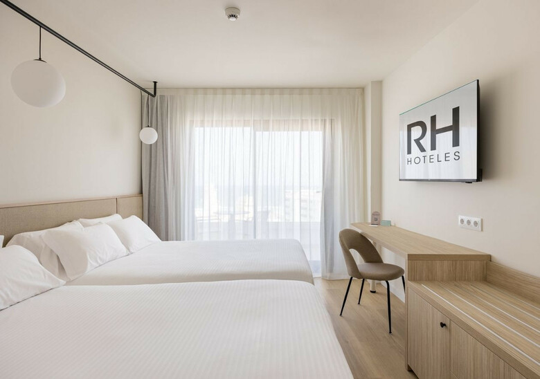 Hotel Rh Arena