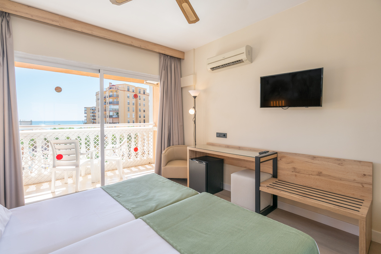 Hotel Parasol By Dorobe