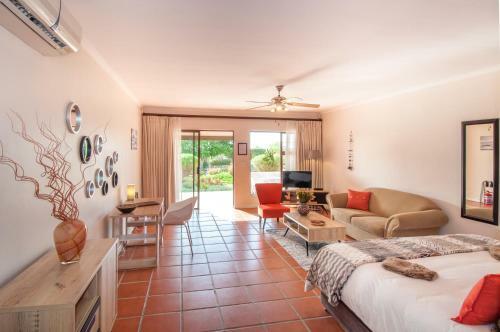 Hostal Wind-rose Guest House