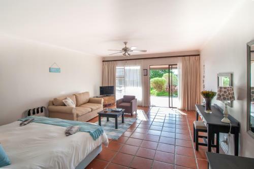 Hostal Wind-rose Guest House