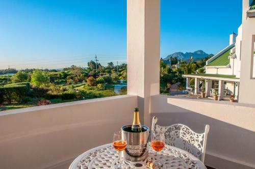 Hostal Wind-rose Guest House