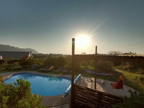 Hostal Wind-rose Guest House