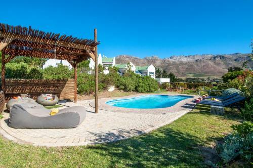 Hostal Wind-rose Guest House