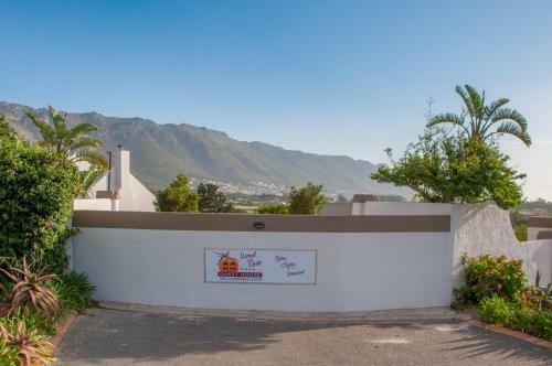 Hostal Wind-rose Guest House