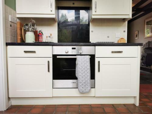 Jasmine Cottage - 3 Bedroom Cottage - Llanfyrnach