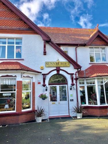 Hostal Sunnycroft Private Hotel