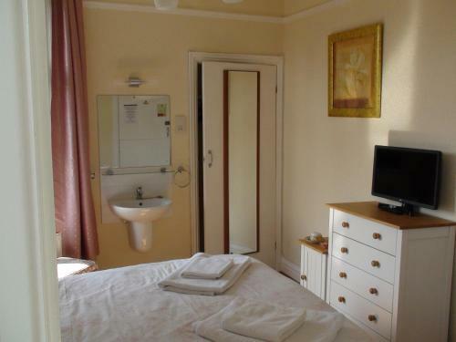 Hostal Bodeuron Guest House