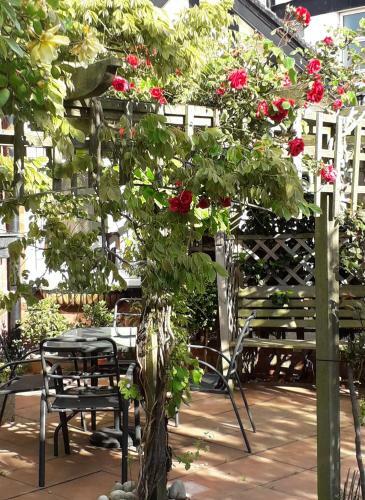 Hostal Bodeuron Guest House